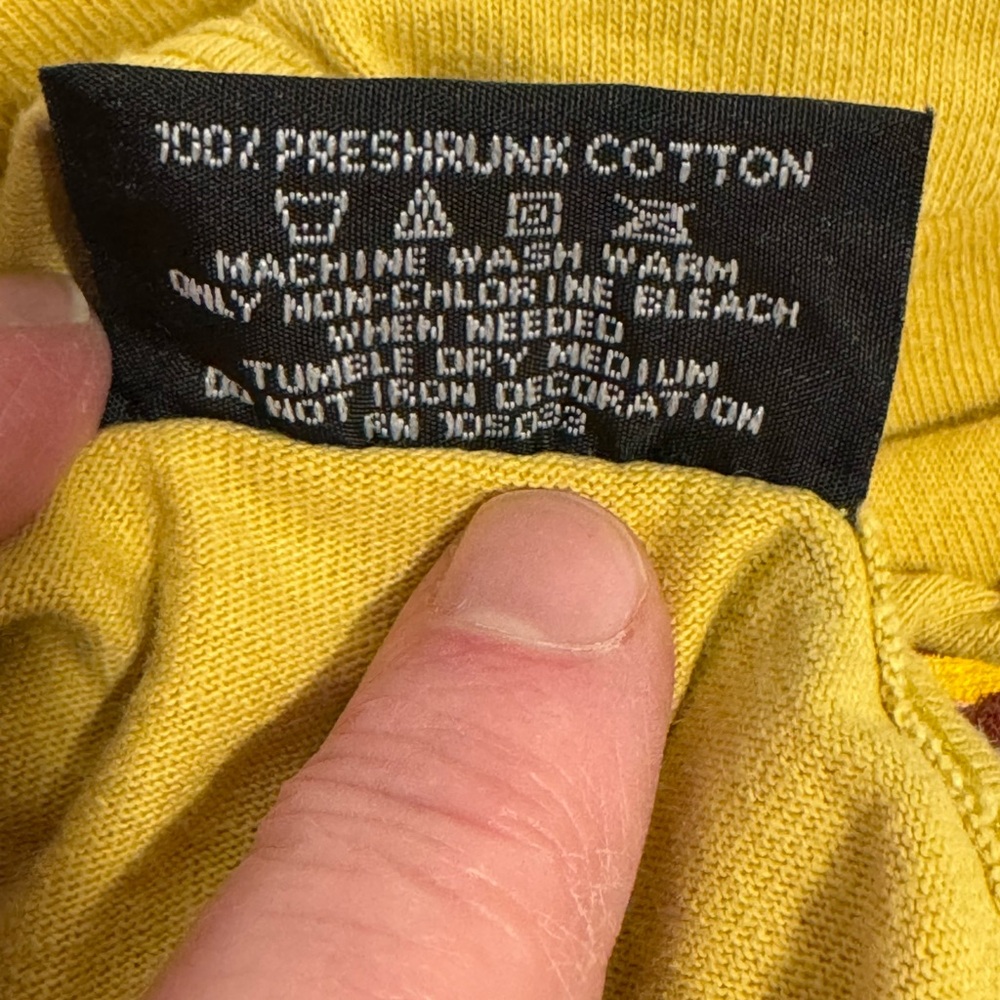 Vintage Willie Nelson "Spirit" long-sleeve T-shirt Size L Mustard Yellow Country - Picture 7 of 9